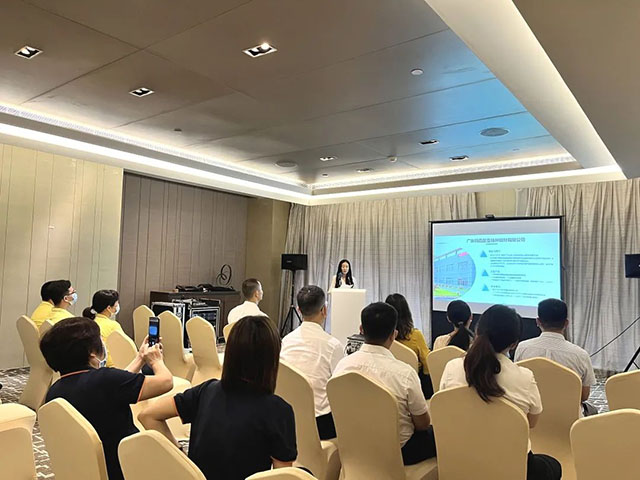 自愿偕行,微光成炬|mg冰球突破集团疫情防控自愿者再获表扬!