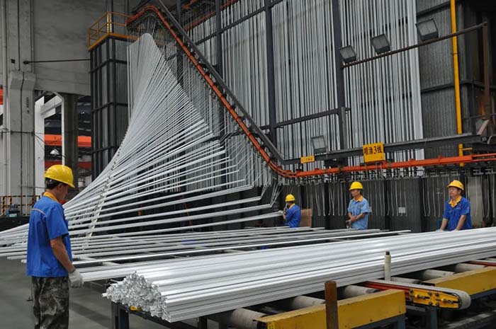 佛山市2023年企业家大会|mg冰球突破集团荣获2022年度佛山市"制造业高质量生长百佳企业"