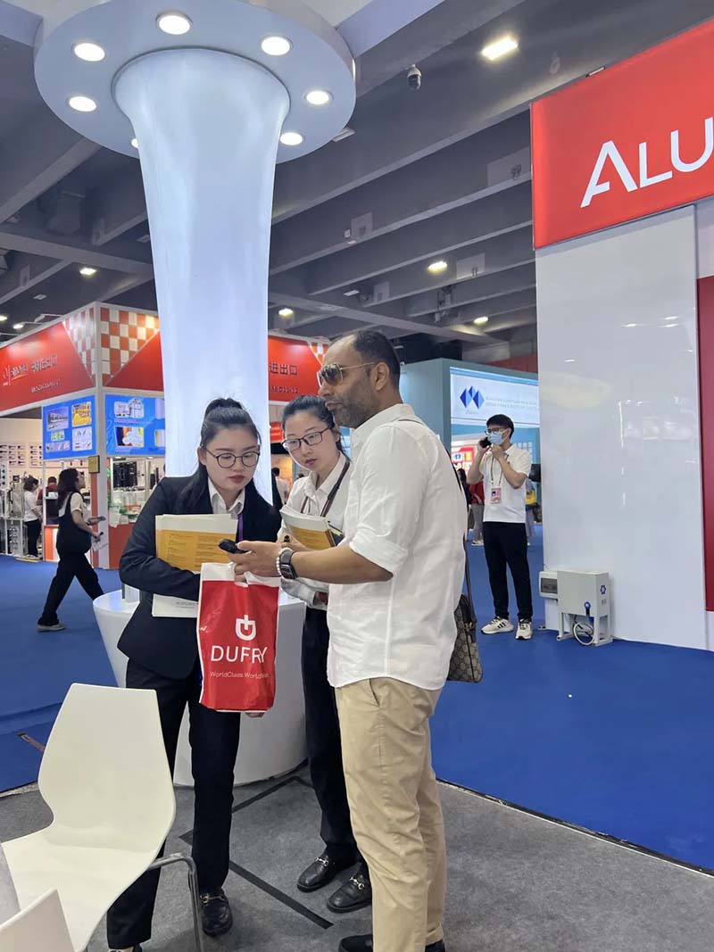 人气爆棚 | mg冰球突破集团携焦点产品闪灼133届广交会!